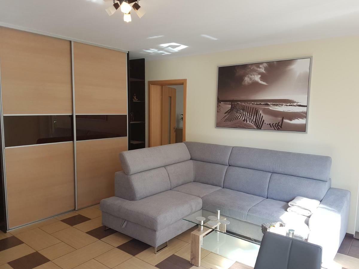 Apartament Z Ogrodkiem Pomerania Kolobrzeg Bagian luar foto